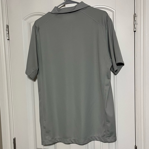 Men’s Nike Golf Polo - Large - Picture 2 of 3